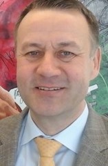 Eberhard Sautter (Foto), Vorstandsvorsitzender der HanseMerkur ...
