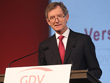 Dr. Alexander Erdland 