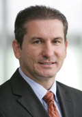 Dr. Roland Folz 