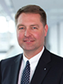 Dr. Frank Walthes 
