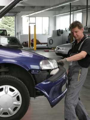AXA Kfz-Werkstatt 
