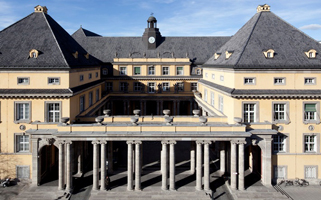 MUNICHRE