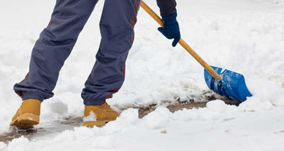 Raeumpflicht-Haftung-Schnee  