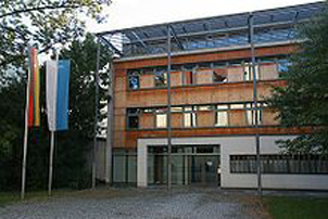 Finanzgericht kippt Pensionsalter 67 Jahre bocquellnews.de